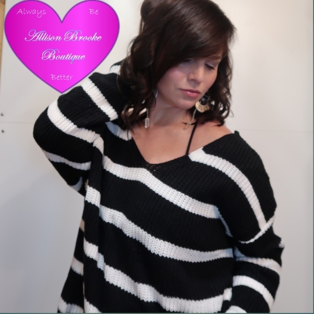 Black White Striped Twist Back Sweater Boutique Oversized Knit S/M NWT - Picture 5 of 6
